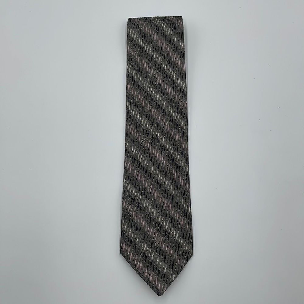 Gray and pink 100% silk bellissimo necktie